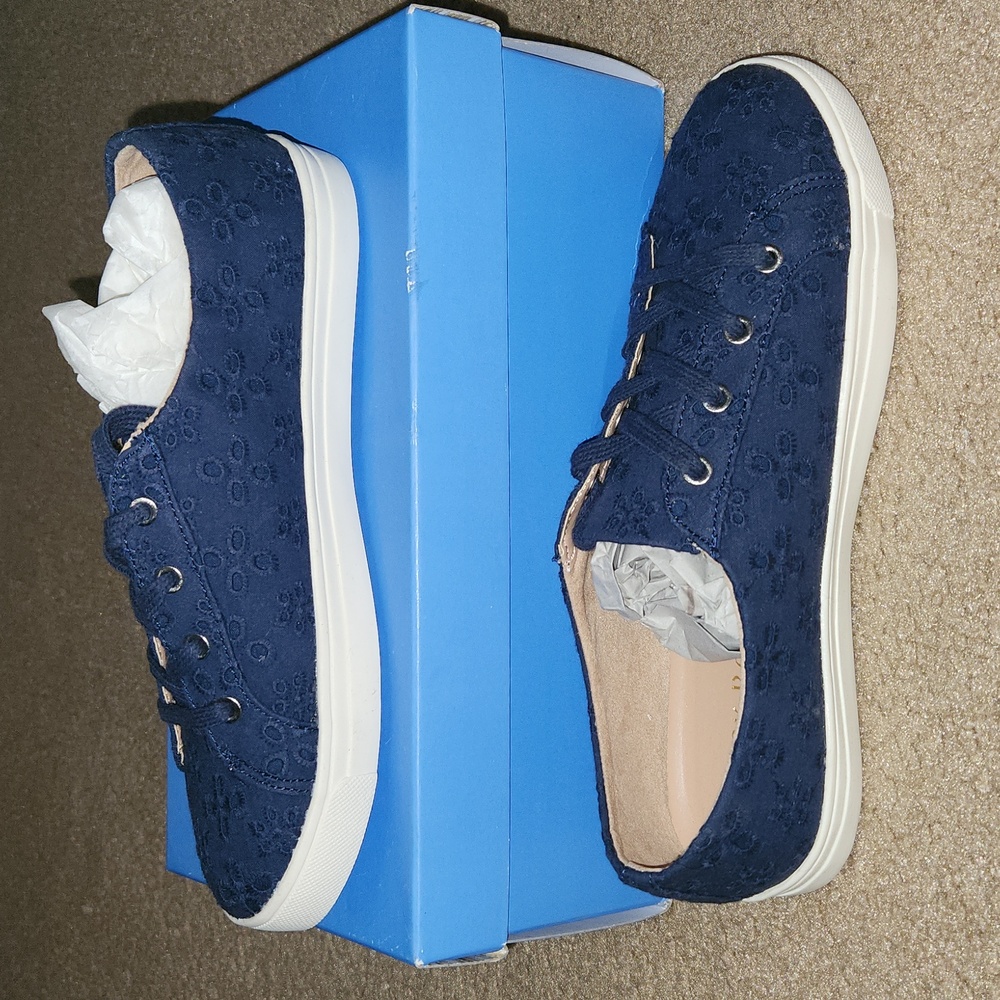 Jack Rogers Lace Up Eyelet Sneakers New In Box